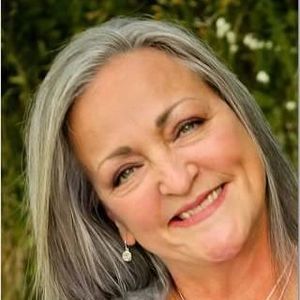 Meet your Posher, Vicky